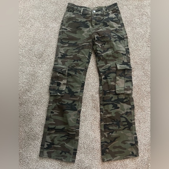 Camo print cargo pants - Picture 3 of 4
